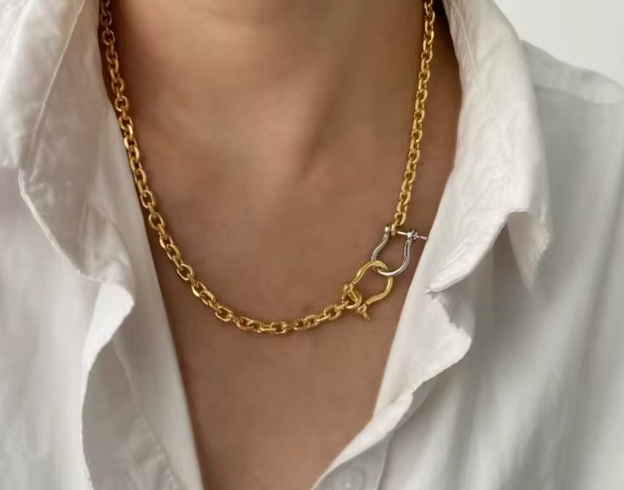 Giddy Up Rodeo Two Tone Hose Bit Shackle Necklace