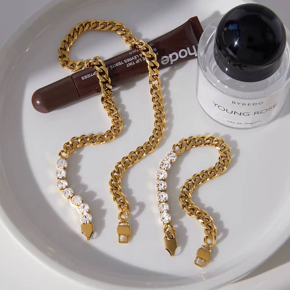 The Signature Curb Necklace