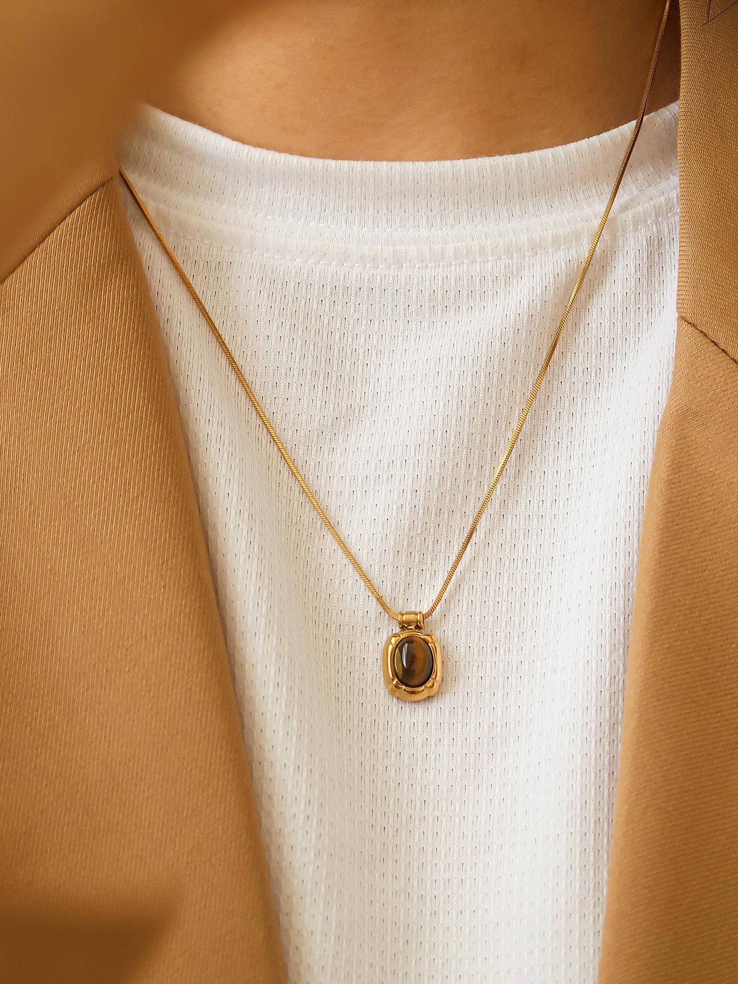 Dax 18K Gold Natural Stone Necklace