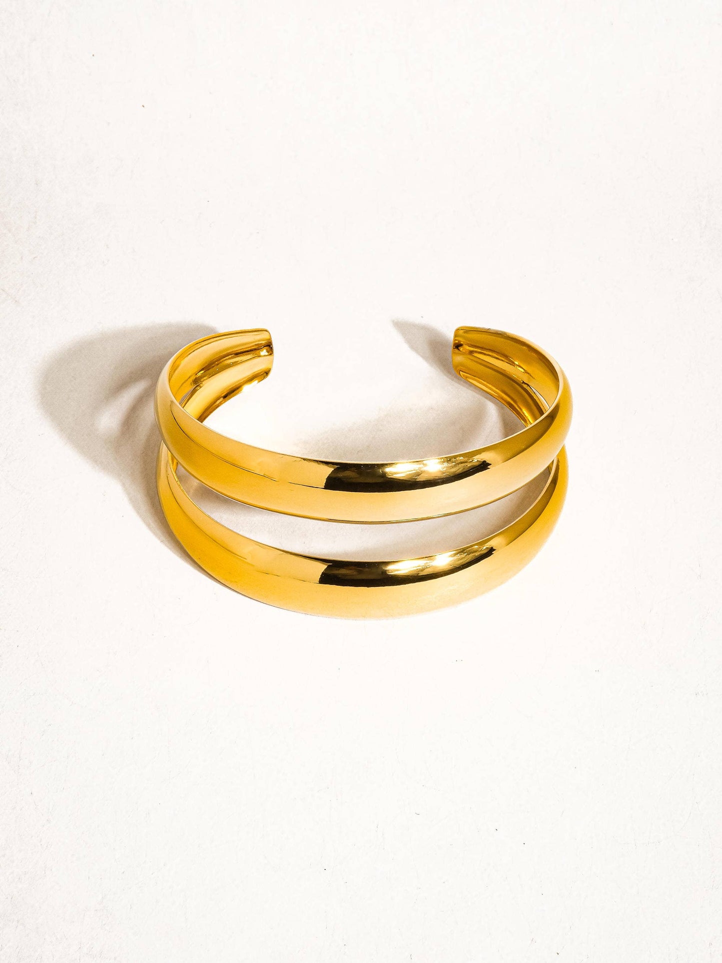 Ronan 18K Gold Layered Round Bangle