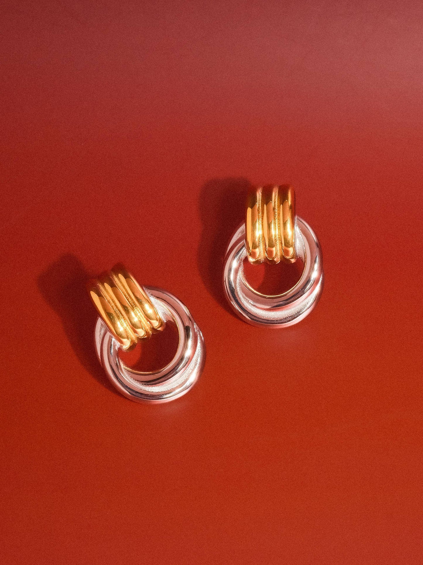 Wanda 18K Gold Classic Hoop Earring