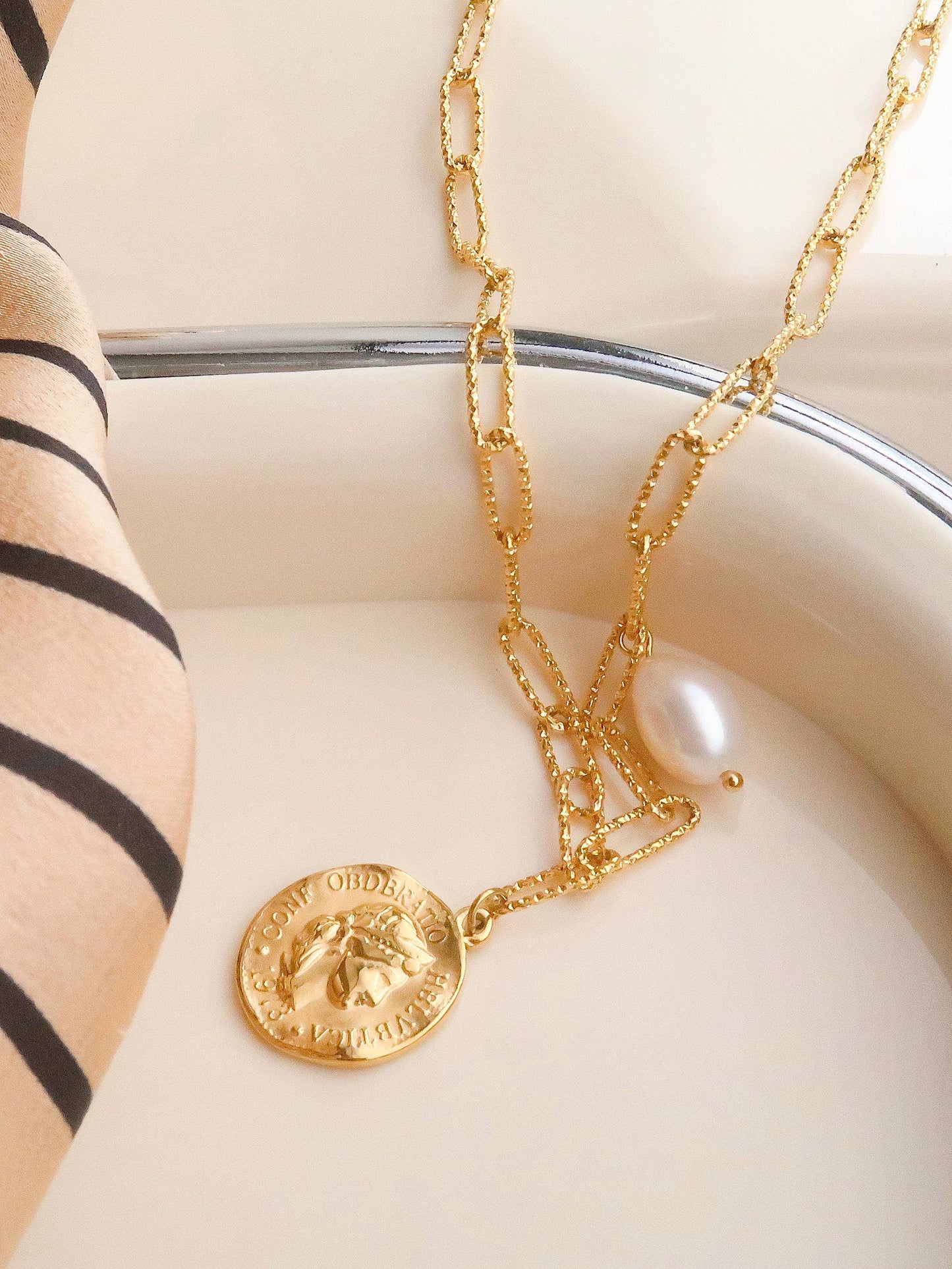 Isaline Gold 18K Gold Coin Chain Necklace