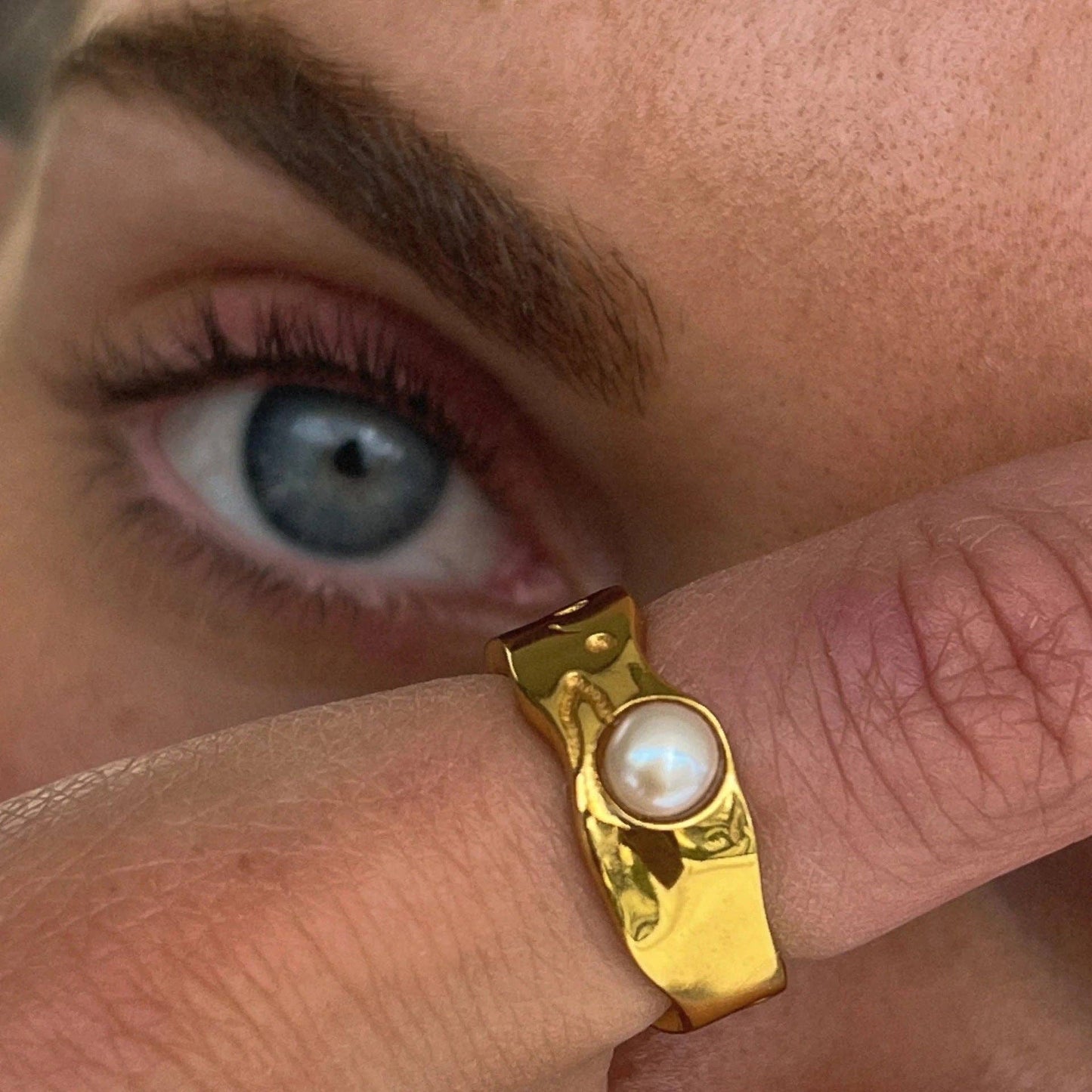 Valorie Ring