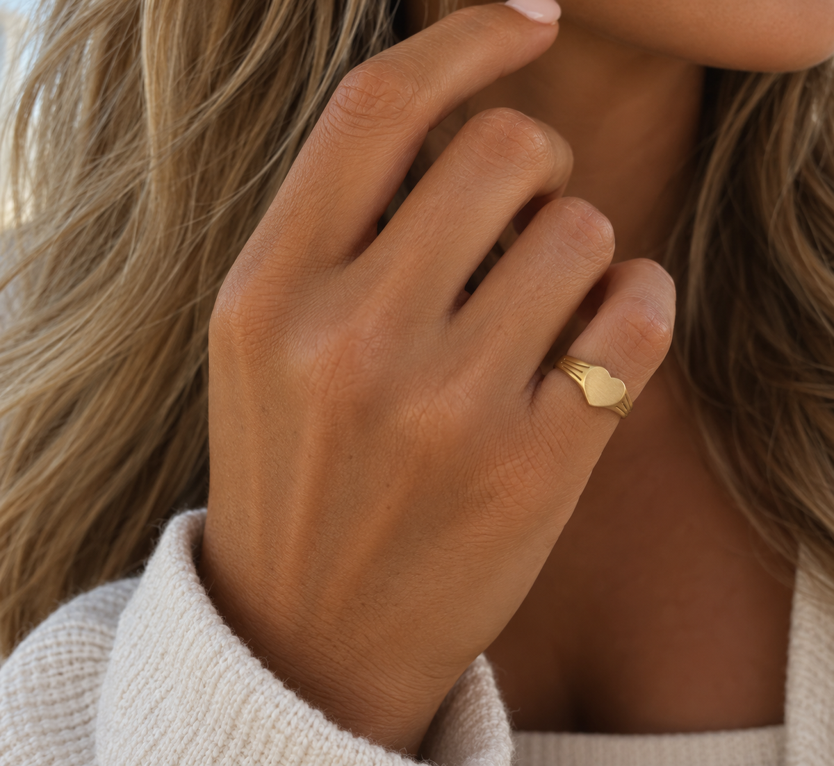 Riggs 18k Gold Signet Heart Ring