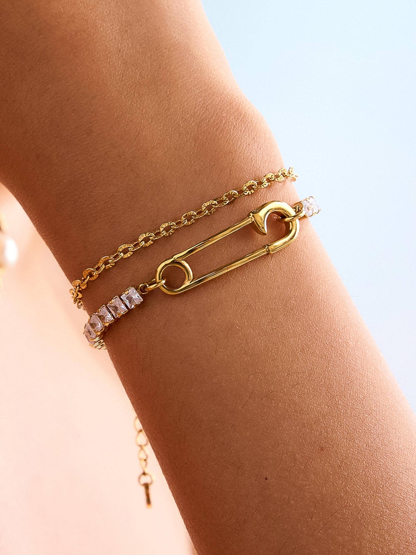 Acier 18K Gold Glam Rhinestone Clip Bracelet
