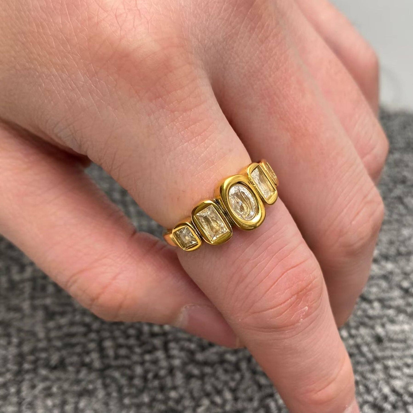 Odile Ring