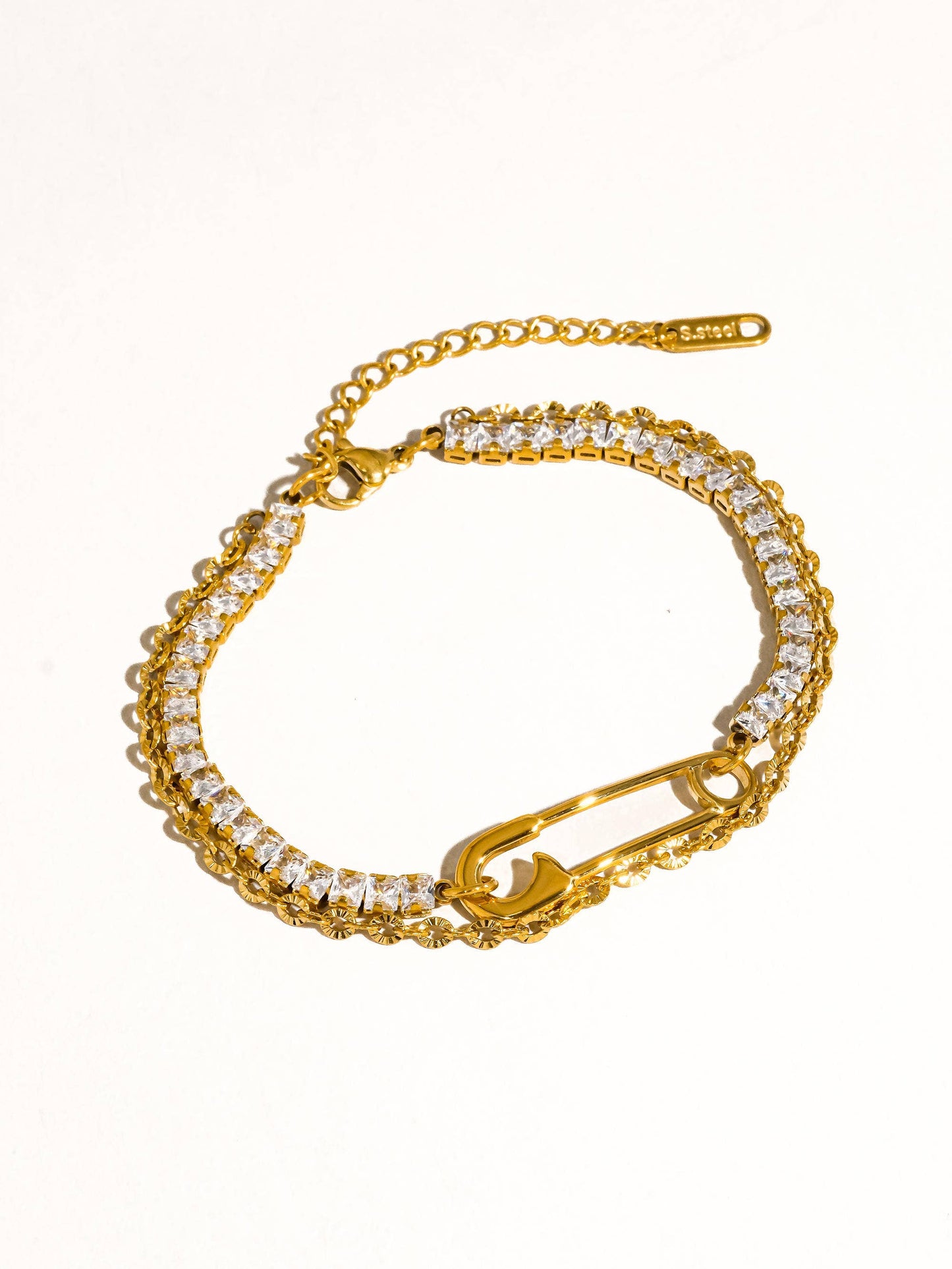Acier 18K Gold Glam Rhinestone Clip Bracelet